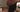 Babybauch einer Zwillingsschwangerschaft im achten Monat, seitlich fotografiert